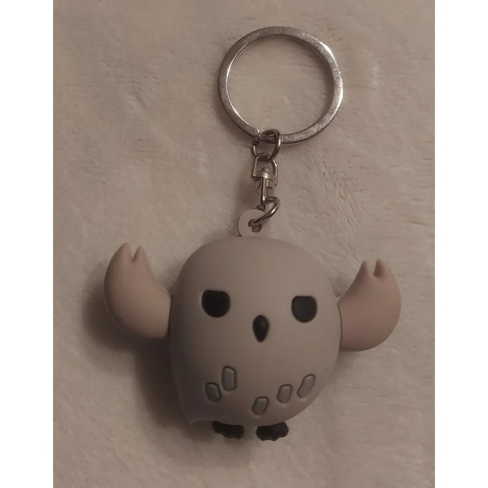 Harry Potter Warner Brothers 3-Piece Keychain Set Dobby Hedwig Buckbeak